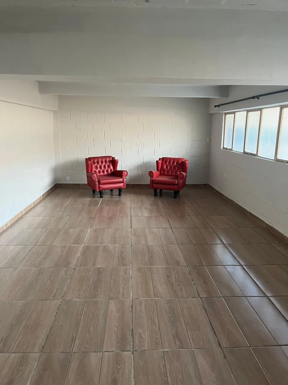 SALA 38 M² | NOVO PROGRESSO — foto 2
