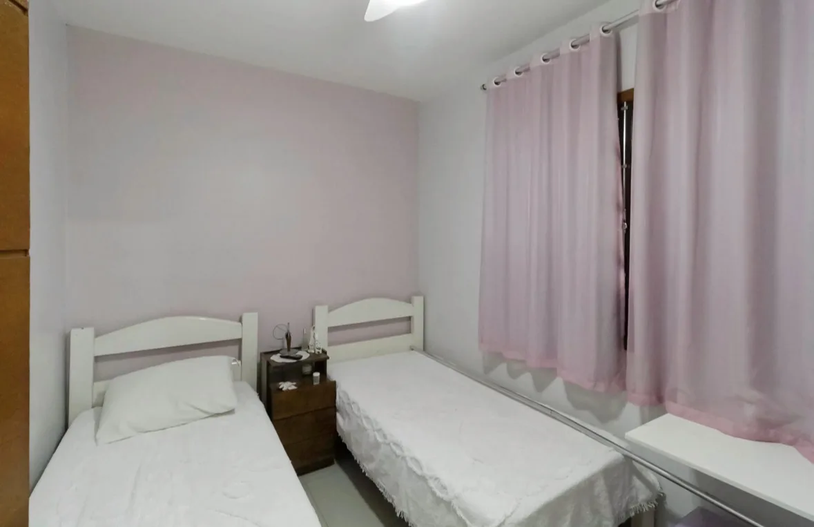 CASA 5 QTS | 2 SUÍTES | NO CASTELO — foto 14