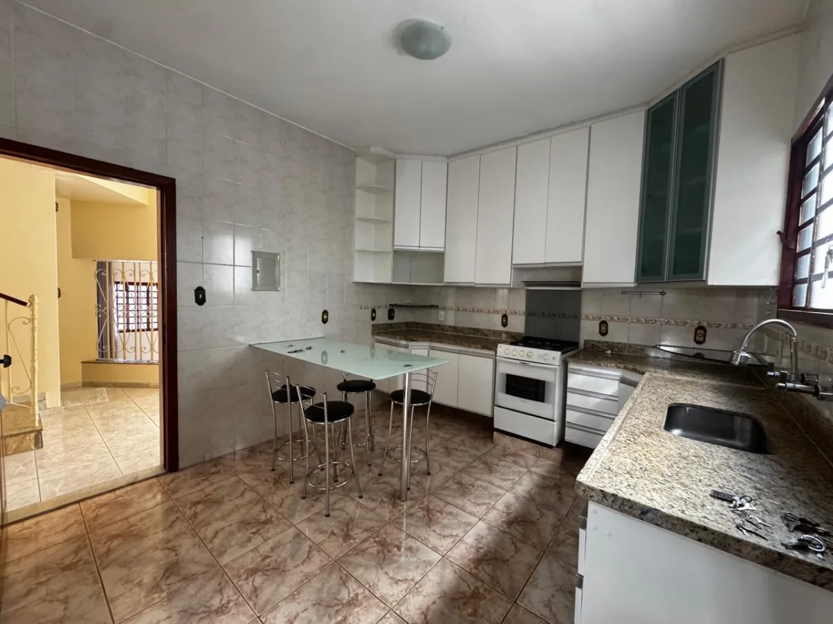 CASA 3 QTOS| CASTELO — foto 38