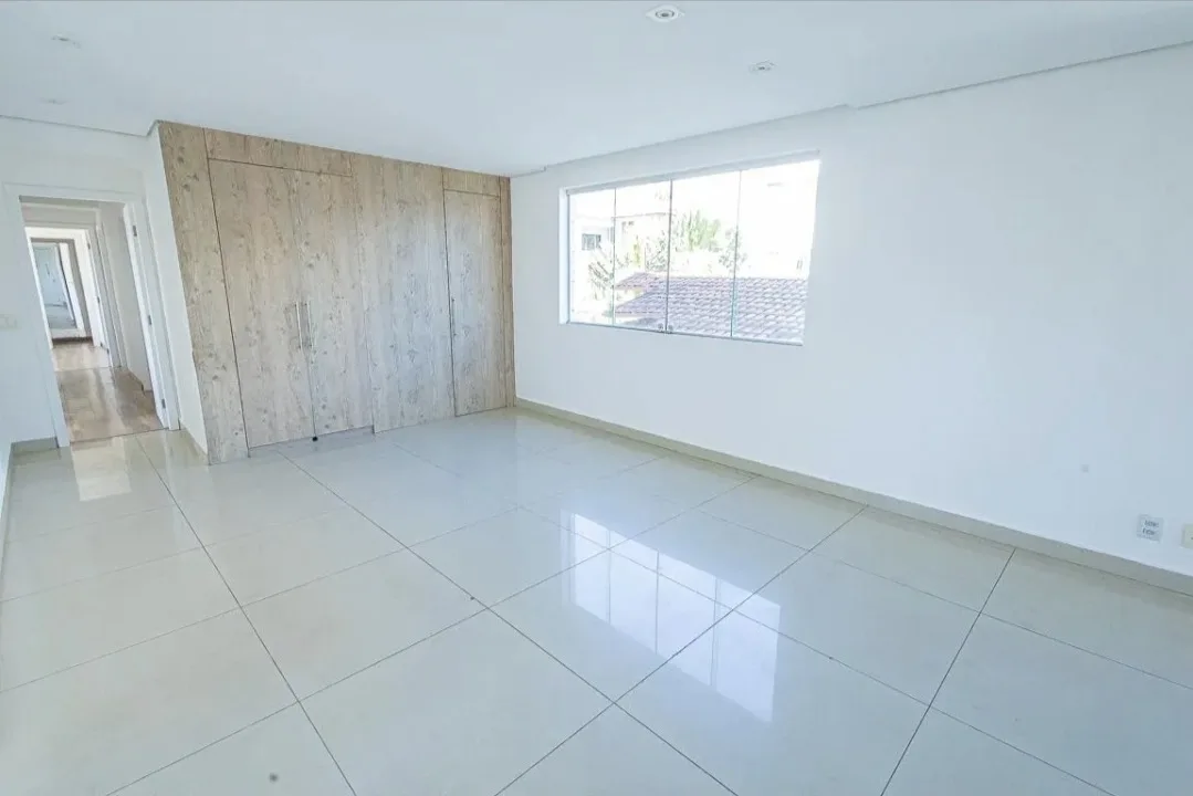 APARTAMENTO 4 QTOS | 2 SUÍTES | CASTELO — foto 3