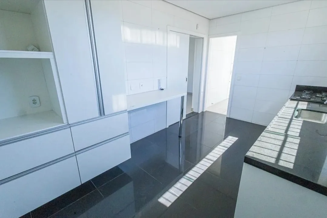 APARTAMENTO 4 QTOS | 2 SUÍTES | CASTELO — foto 10