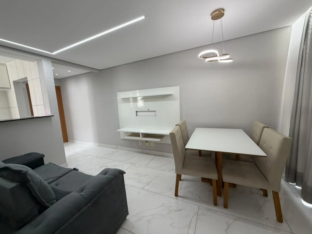 APARTAMENTO 2 QTOS | SUÍTE | MOBILIADO | CASTELO — foto 8