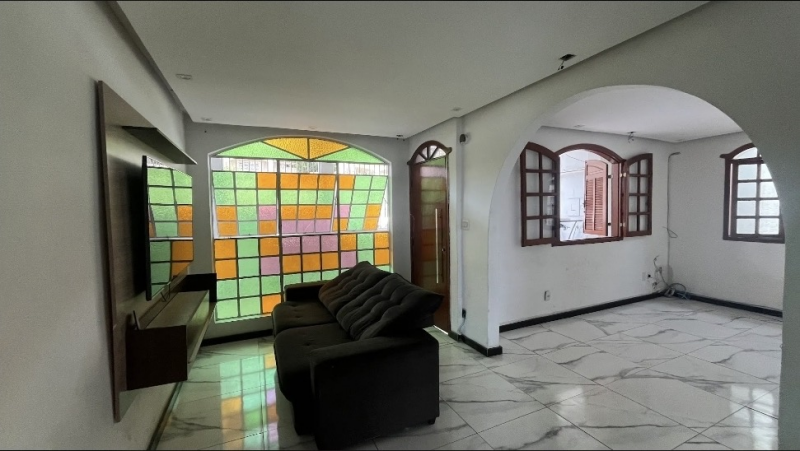 CASA 4 QTOS | 2 SUÍTES |3 LOJAS COMERCIAS | ALÍPIO DE MELO