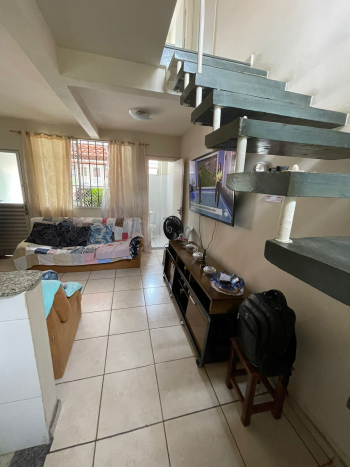 CASA GEMINADA 2 QTOS |CONDOMINIO| ARVOREDO — foto 1